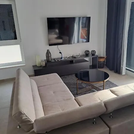 Elegant Ilma With Pool - With Pool Villa