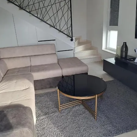 Elegant Ilma With Pool - With Pool Вилла