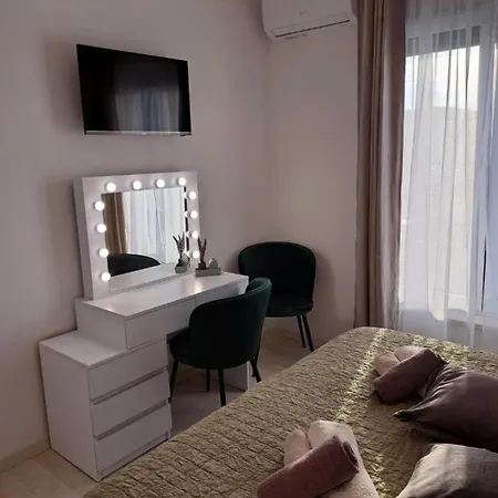 Elegant Ilma With Pool - With Pool Вилла *