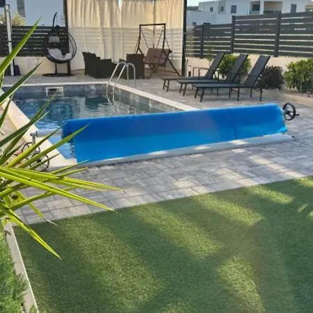 Вилла Elegant Ilma With Pool - With Pool