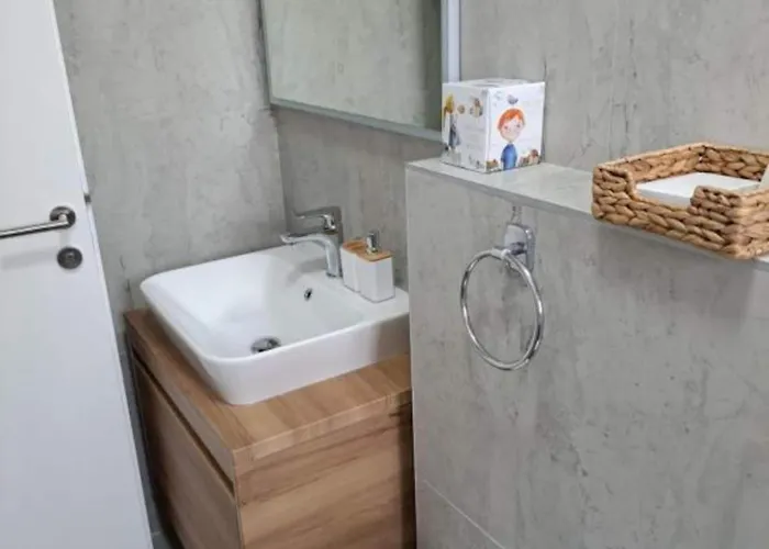 فيلة Elegant Ilma With Pool - With Pool *